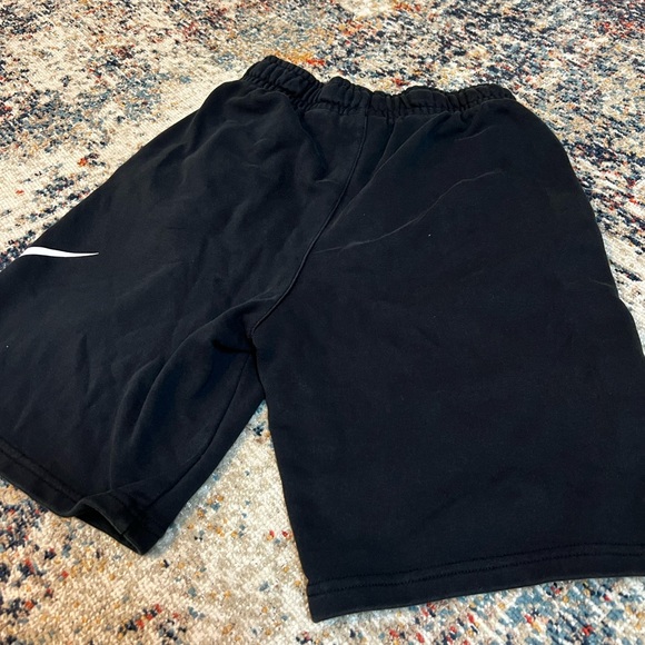 Boys Nike Standard Fit Shorts - Picture 5 of 5
